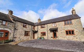 Maestyddyn Farm House